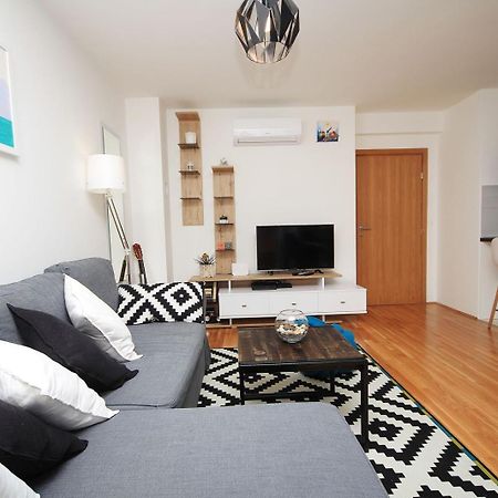 Apartman Ela Makarska Exterior foto